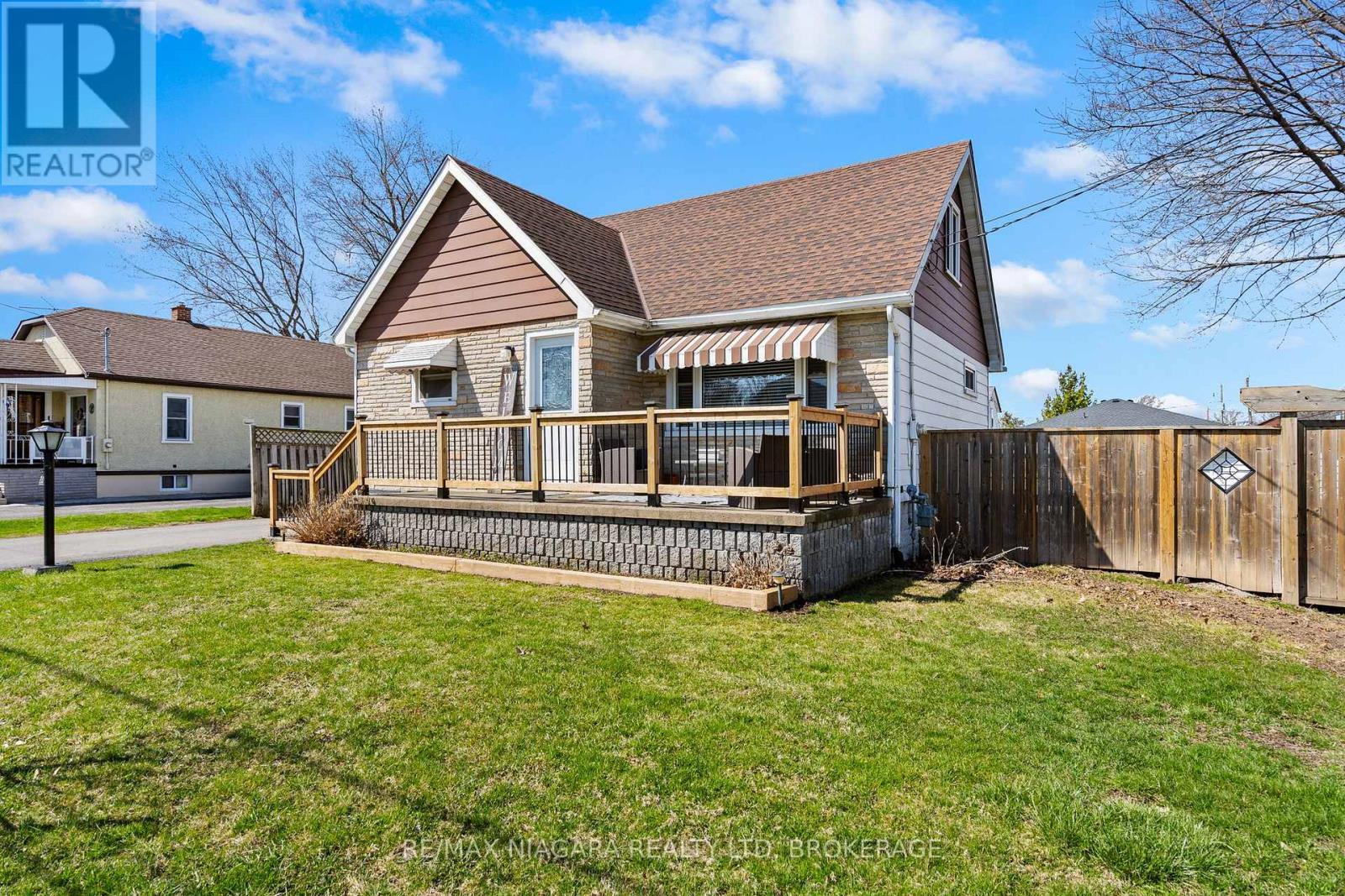 201 KNOLL STREET, Port Colborne, Ontario