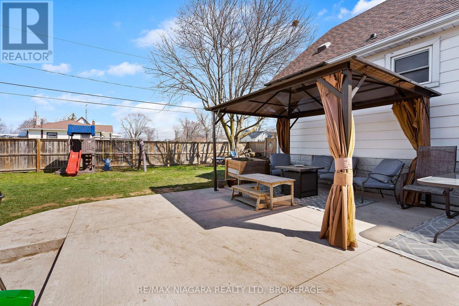 201 Knoll Street, Port Colborne, Ontario  L3K 5B4 - Photo 28 - X12415936