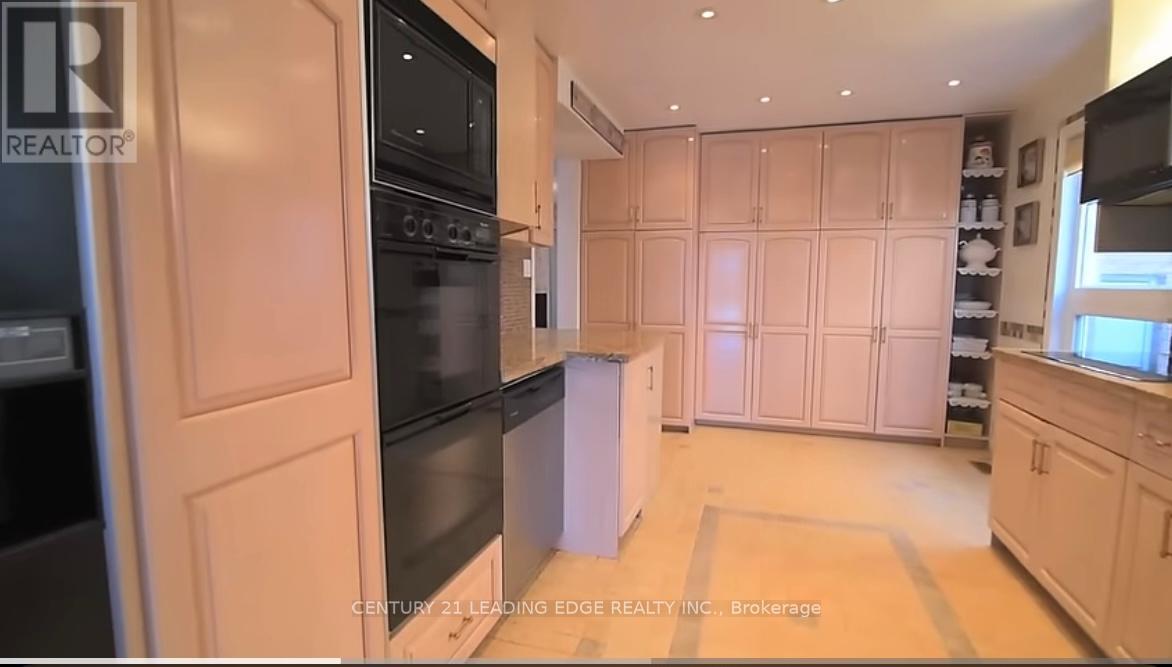 47 Hewitt Crescent E, Ajax (South East), Ontario  L1S 7A6 - Photo 14 - E12448660