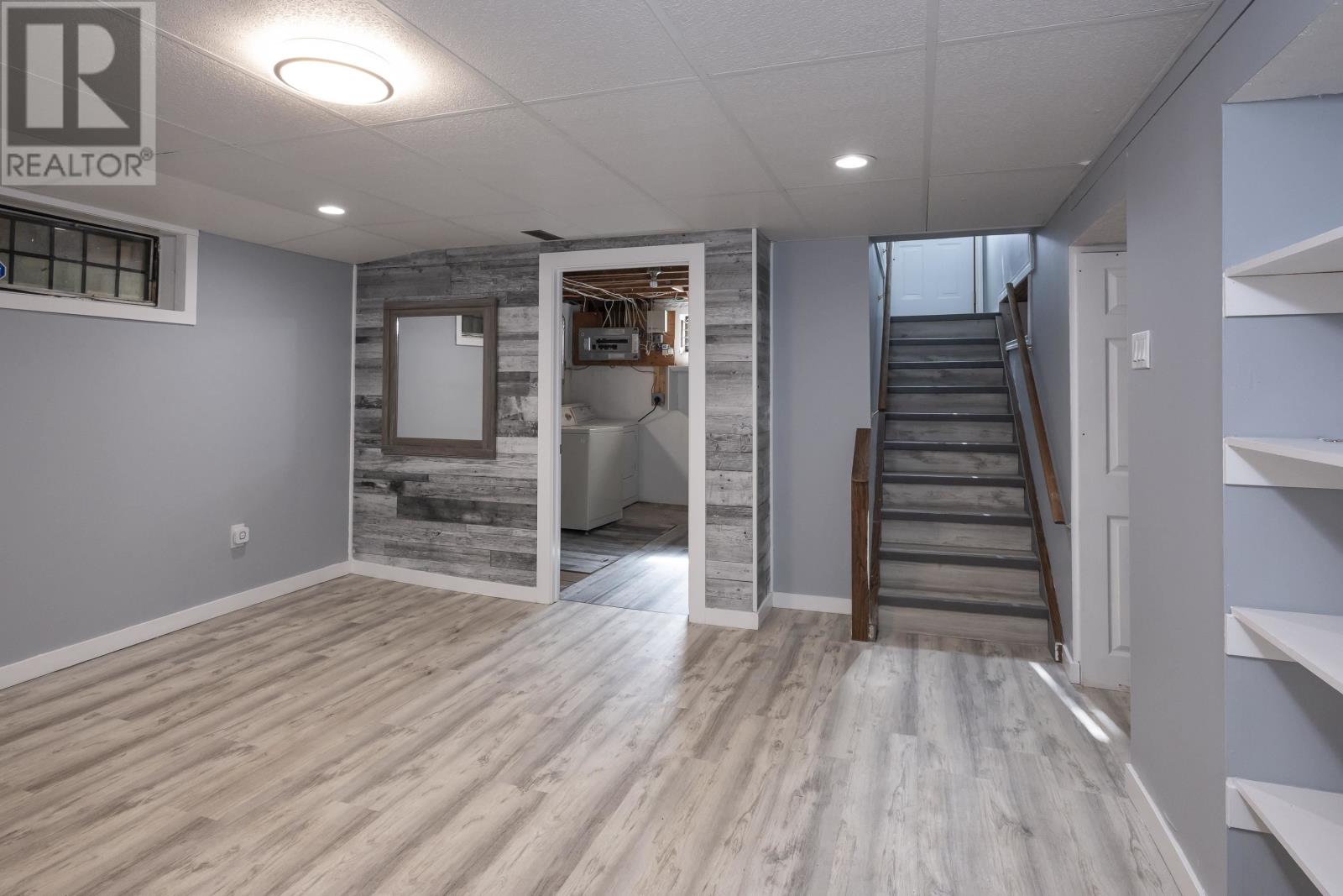 404 James St South, Thunder Bay, Ontario  P7E 2V5 - Photo 29 - TB253074