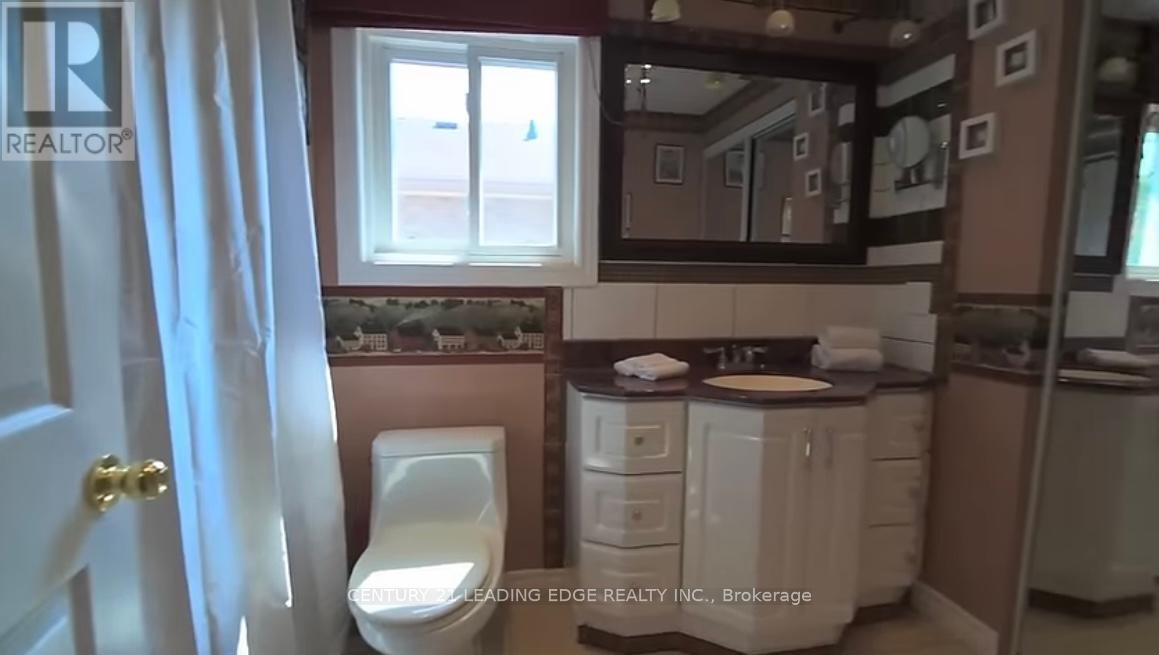 47 Hewitt Crescent E, Ajax (South East), Ontario  L1S 7A6 - Photo 24 - E12448660