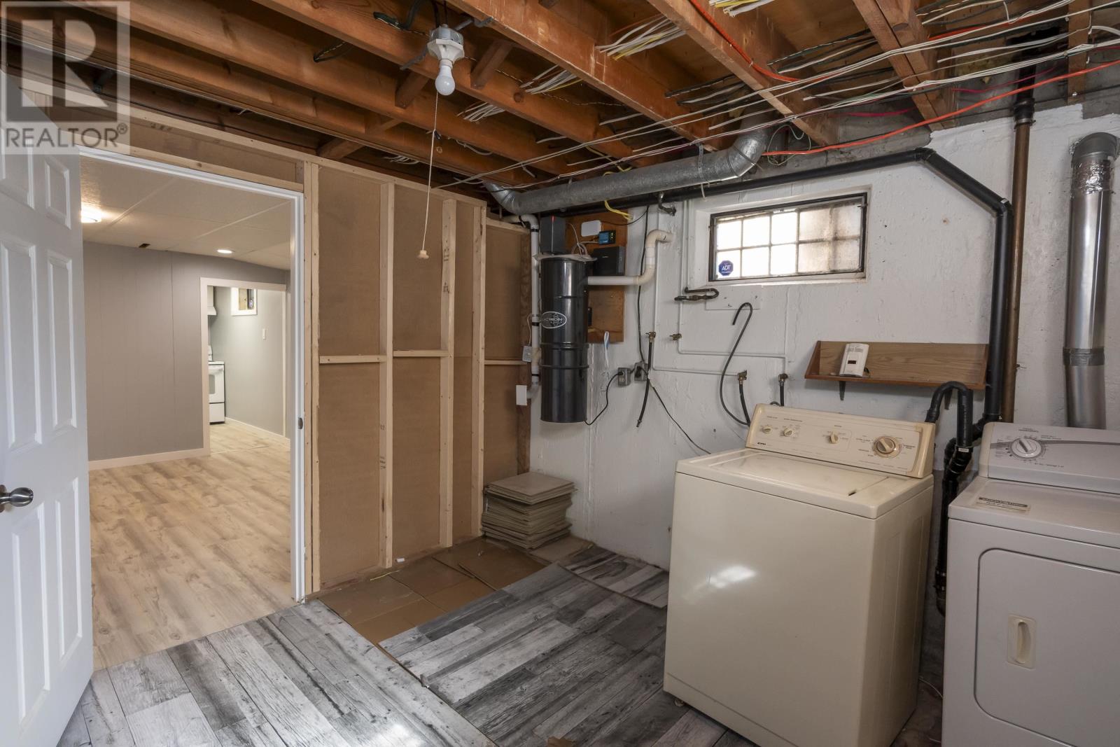 404 James St South, Thunder Bay, Ontario  P7E 2V5 - Photo 40 - TB253074