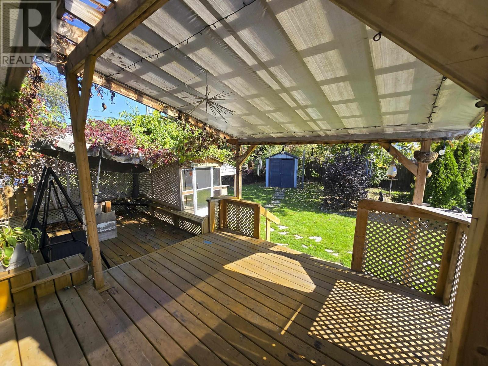 404 James St South, Thunder Bay, Ontario  P7E 2V5 - Photo 47 - TB253074