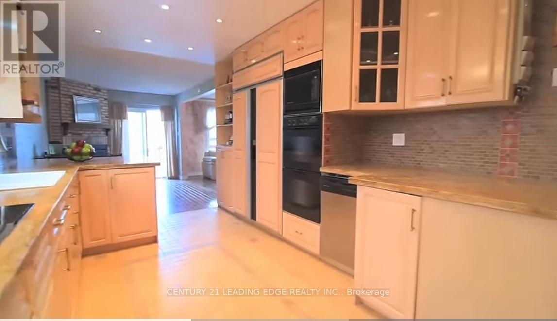 47 Hewitt Crescent E, Ajax (South East), Ontario  L1S 7A6 - Photo 16 - E12448660