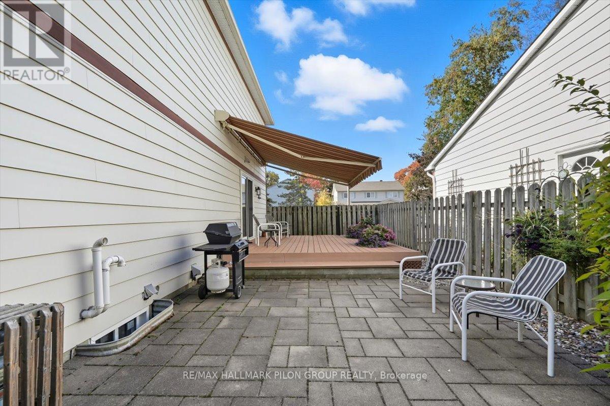 6343 Viseneau Drive, Ottawa, Ontario  K1C 2G8 - Photo 20 - X12448767
