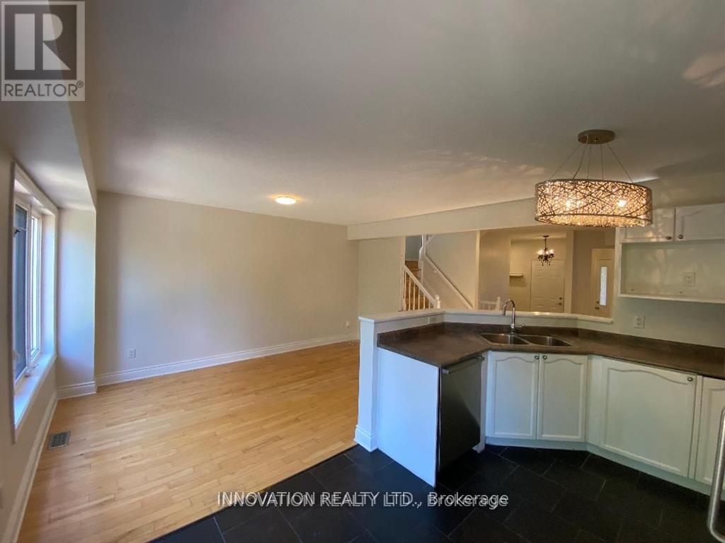 11 Cedar Park Street, Ottawa, Ontario  K2C 4C2 - Photo 12 - X12448860