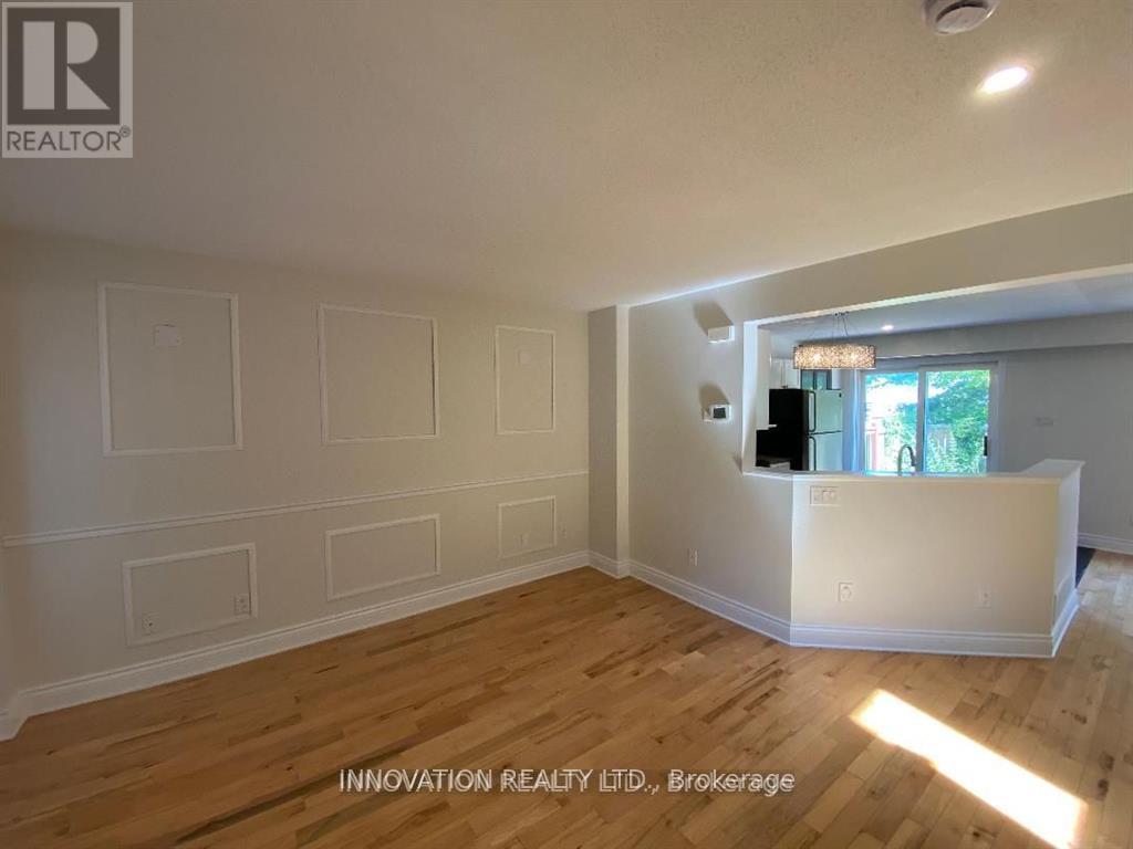 11 Cedar Park Street, Ottawa, Ontario  K2C 4C2 - Photo 5 - X12448860