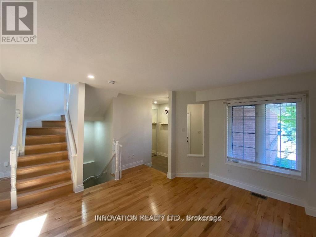 11 Cedar Park Street, Ottawa, Ontario  K2C 4C2 - Photo 7 - X12448860