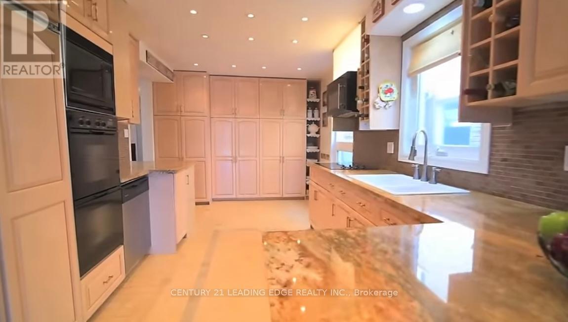 47 Hewitt Crescent E, Ajax (South East), Ontario  L1S 7A6 - Photo 13 - E12448660