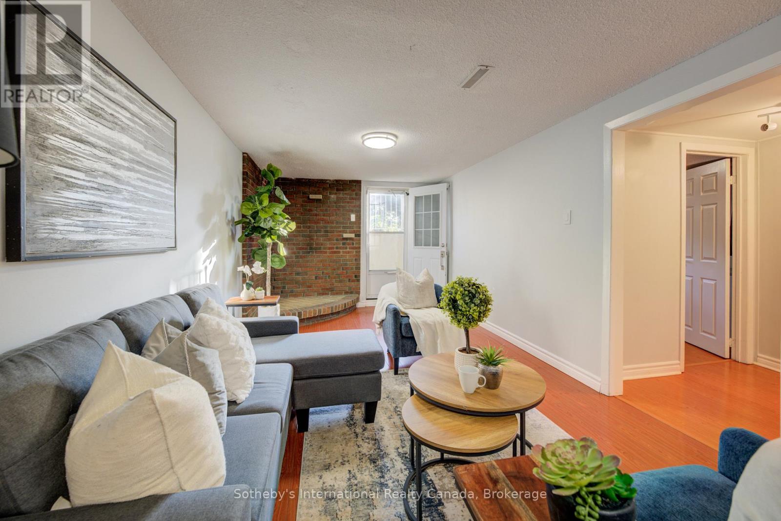 400 Cherokee Boulevard, Toronto, Ontario  M2H 2W7 - Photo 31 - C12448749