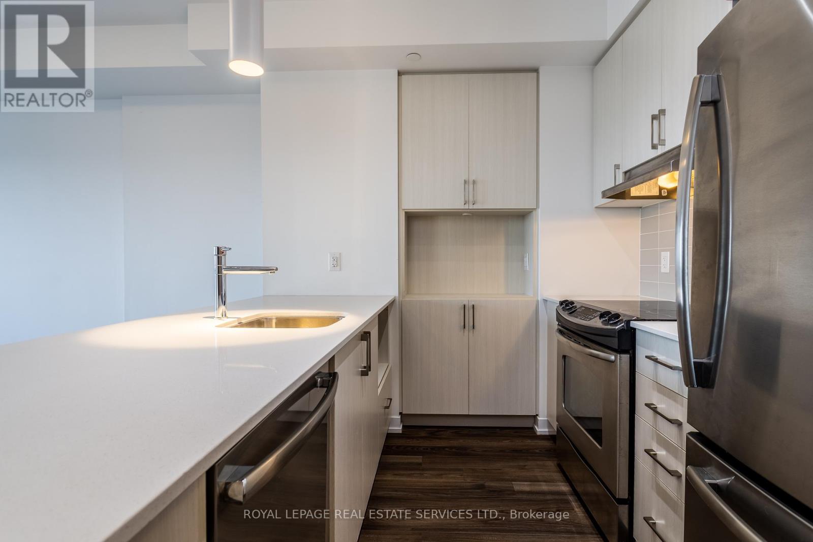 1507 - 2560 Eglinton Avenue W, Mississauga, Ontario  L5M 0Y3 - Photo 5 - W12448674