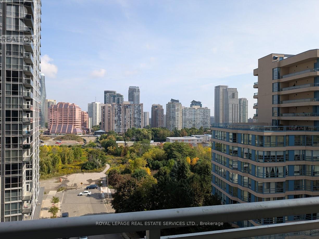1008 - 225 Webb Drive, Mississauga, Ontario  L5B 4P2 - Photo 3 - W12448678