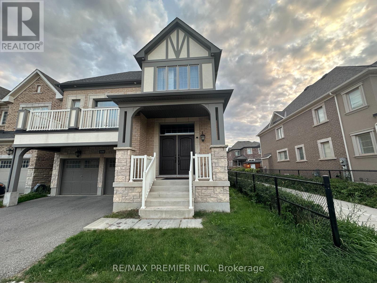 3156 ERNEST APPLEBE BOULEVARD, Oakville, Ontario