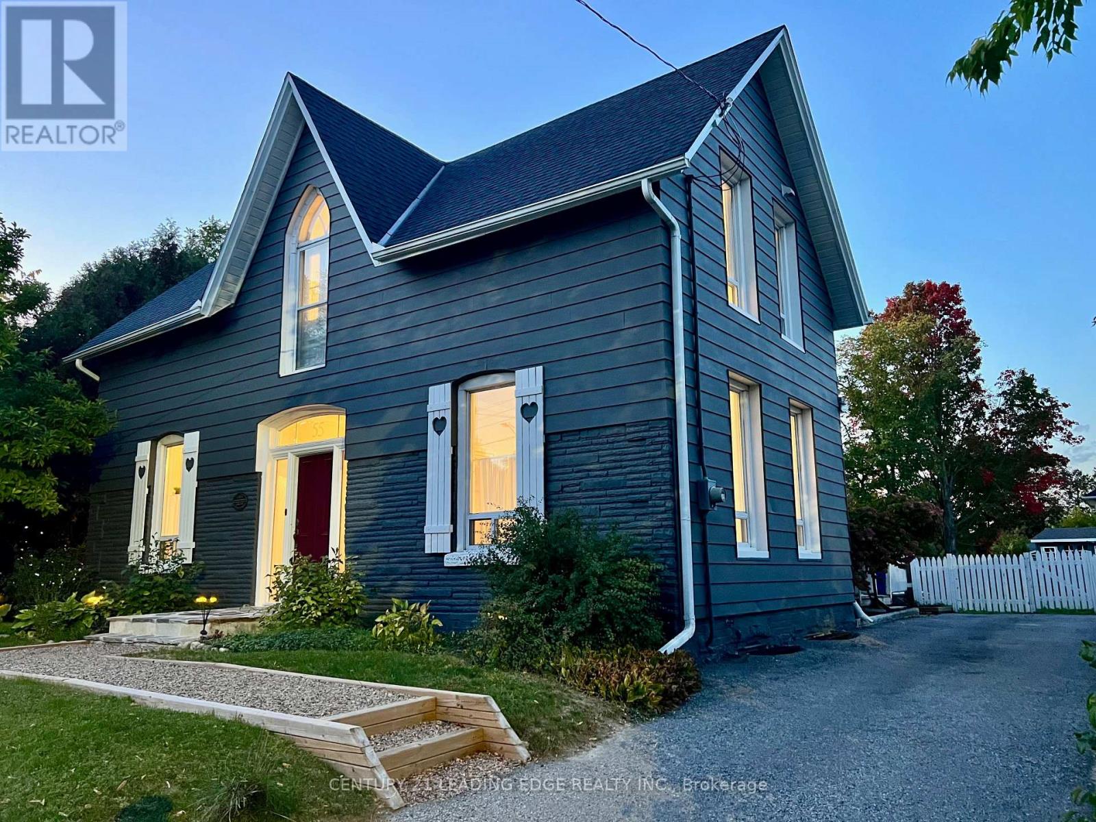 55 BROCK STREET E, Uxbridge, Ontario
