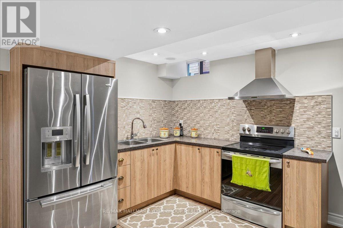 16 Woodland Trail Court, Vaughan, Ontario  L4L 9H9 - Photo 33 - N12448570