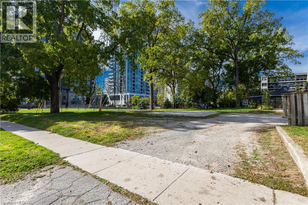 3/4 Elgin Street, Burlington, Ontario  L7S 1N5 - Photo 2 - 40776767