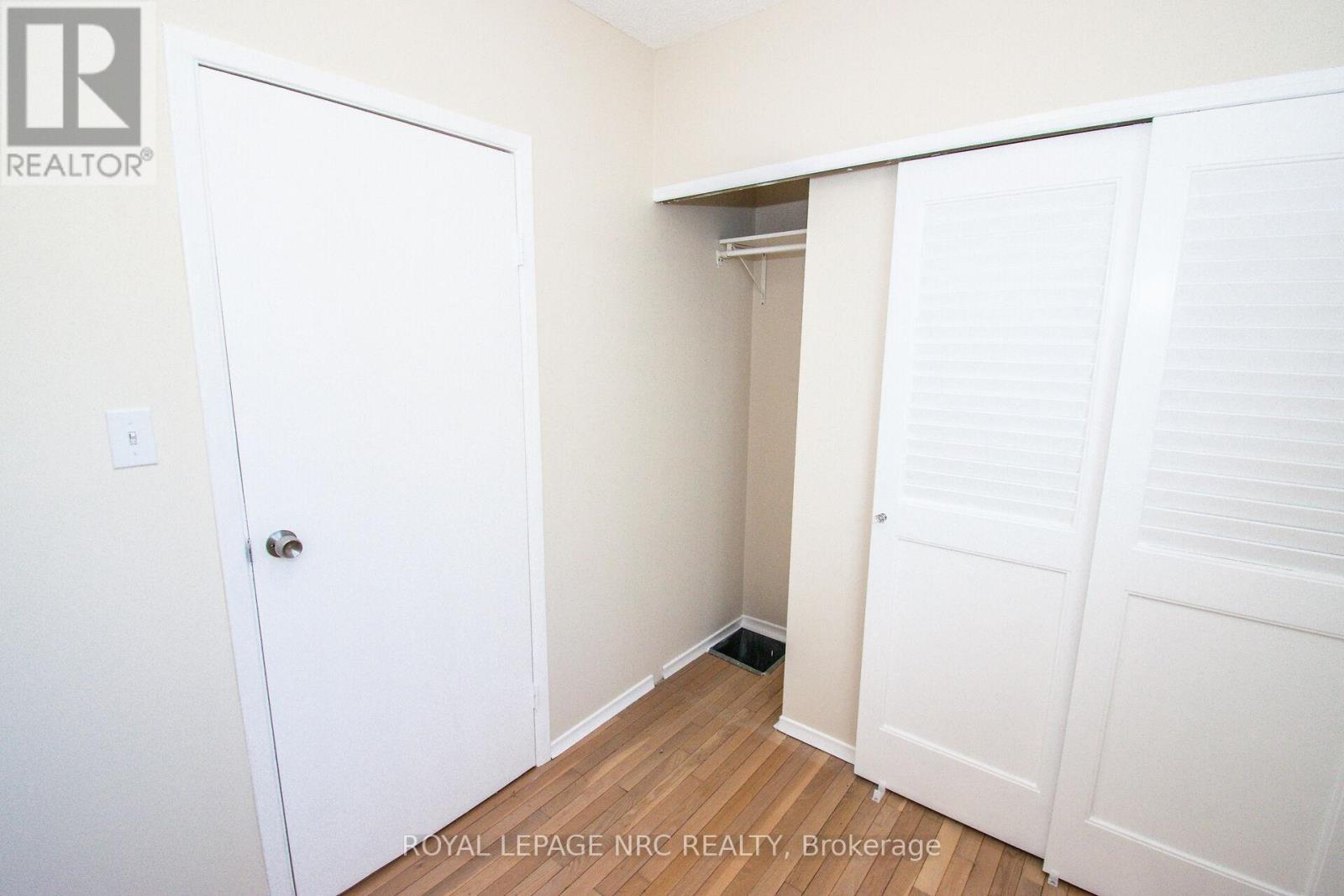 6561 Bellevue Street, Niagara Falls (Morrison), Ontario  L2E 1Y9 - Photo 23 - X12448881