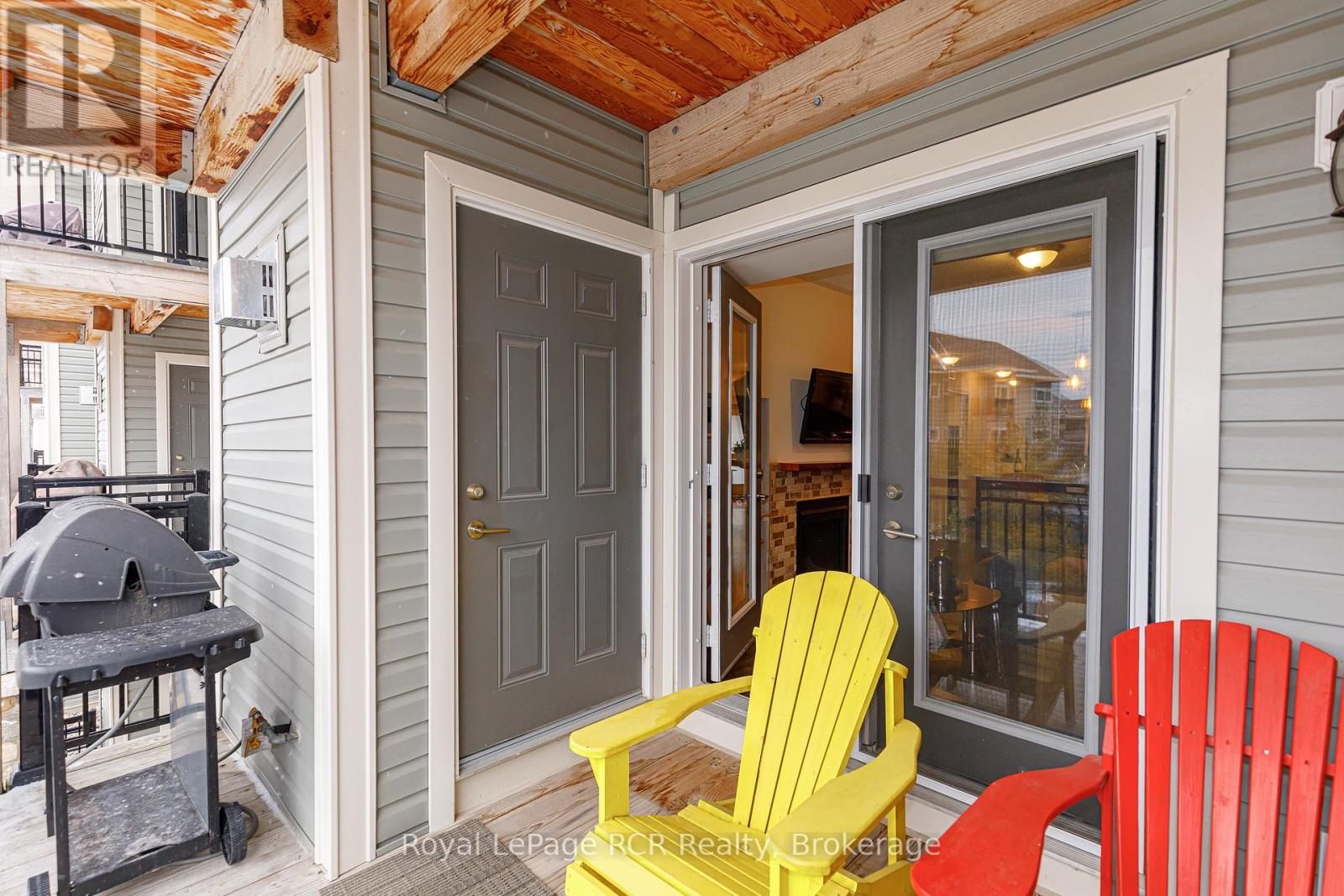 205 - 2 Cove Court, Collingwood, Ontario  L9Y 0Y6 - Photo 10 - S12448780