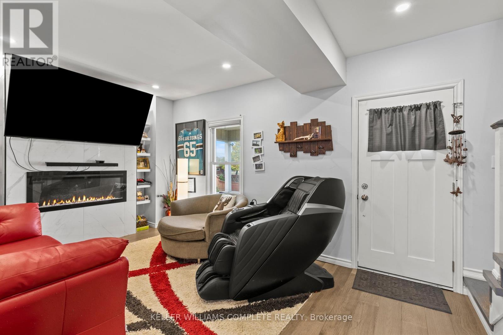 55 Albert Street W, Thorold, Ontario  L2V 2G6 - Photo 5 - X12448698