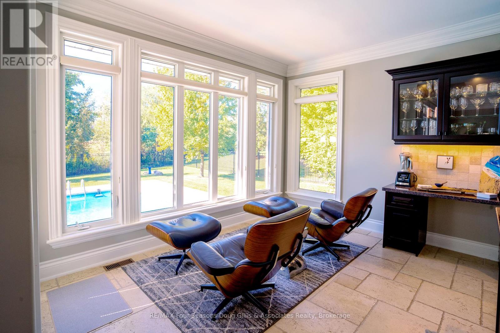 150 Rankins Crescent, Blue Mountains, Ontario  N0H 2P0 - Photo 22 - X12448751