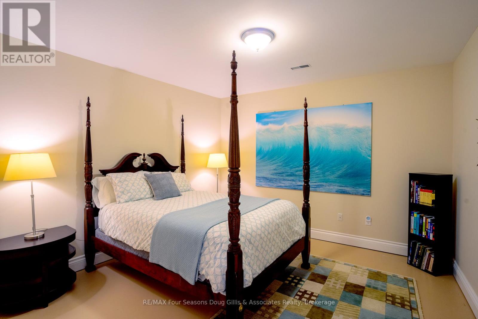 150 Rankins Crescent, Blue Mountains, Ontario  N0H 2P0 - Photo 40 - X12448751