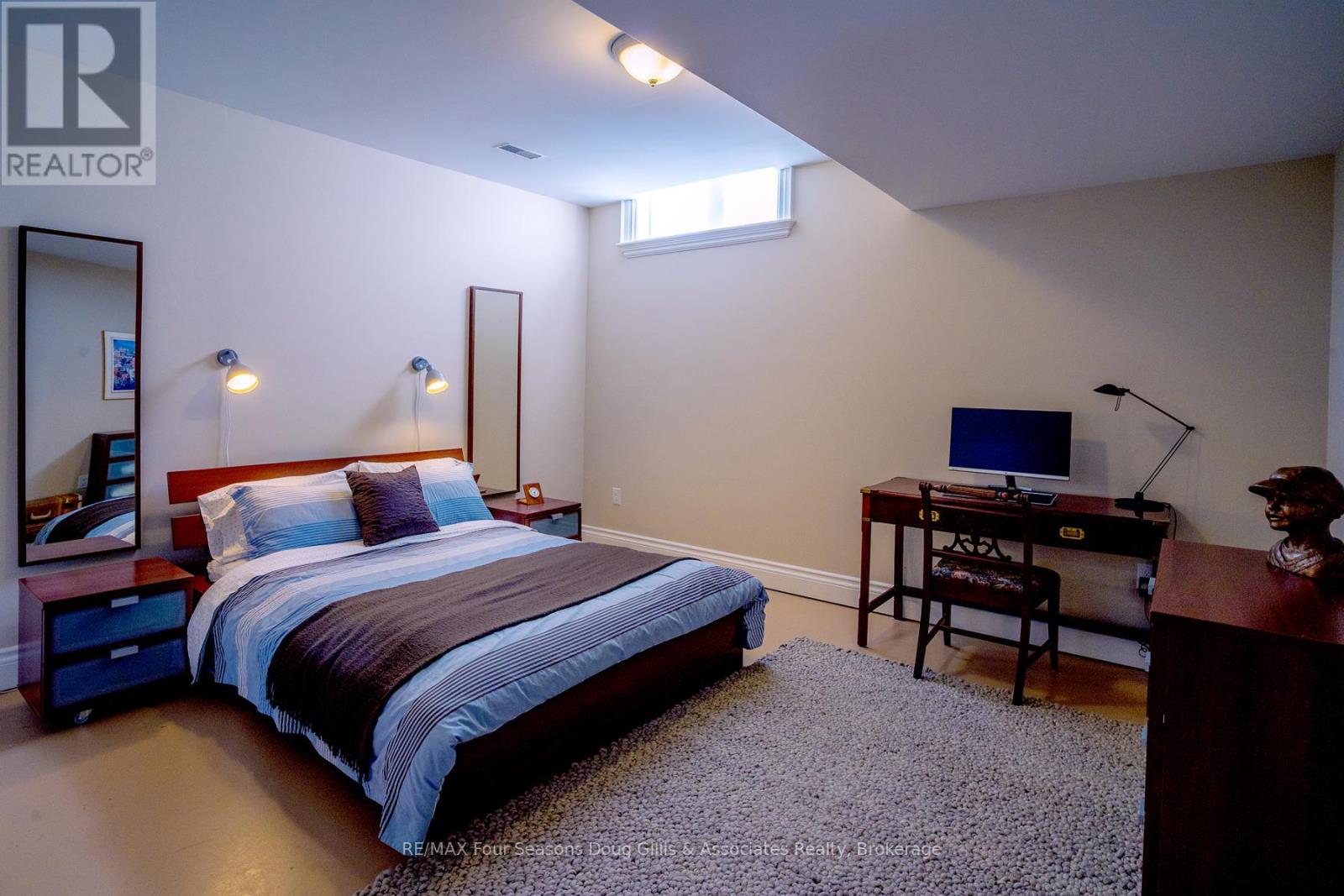 150 Rankins Crescent, Blue Mountains, Ontario  N0H 2P0 - Photo 42 - X12448751