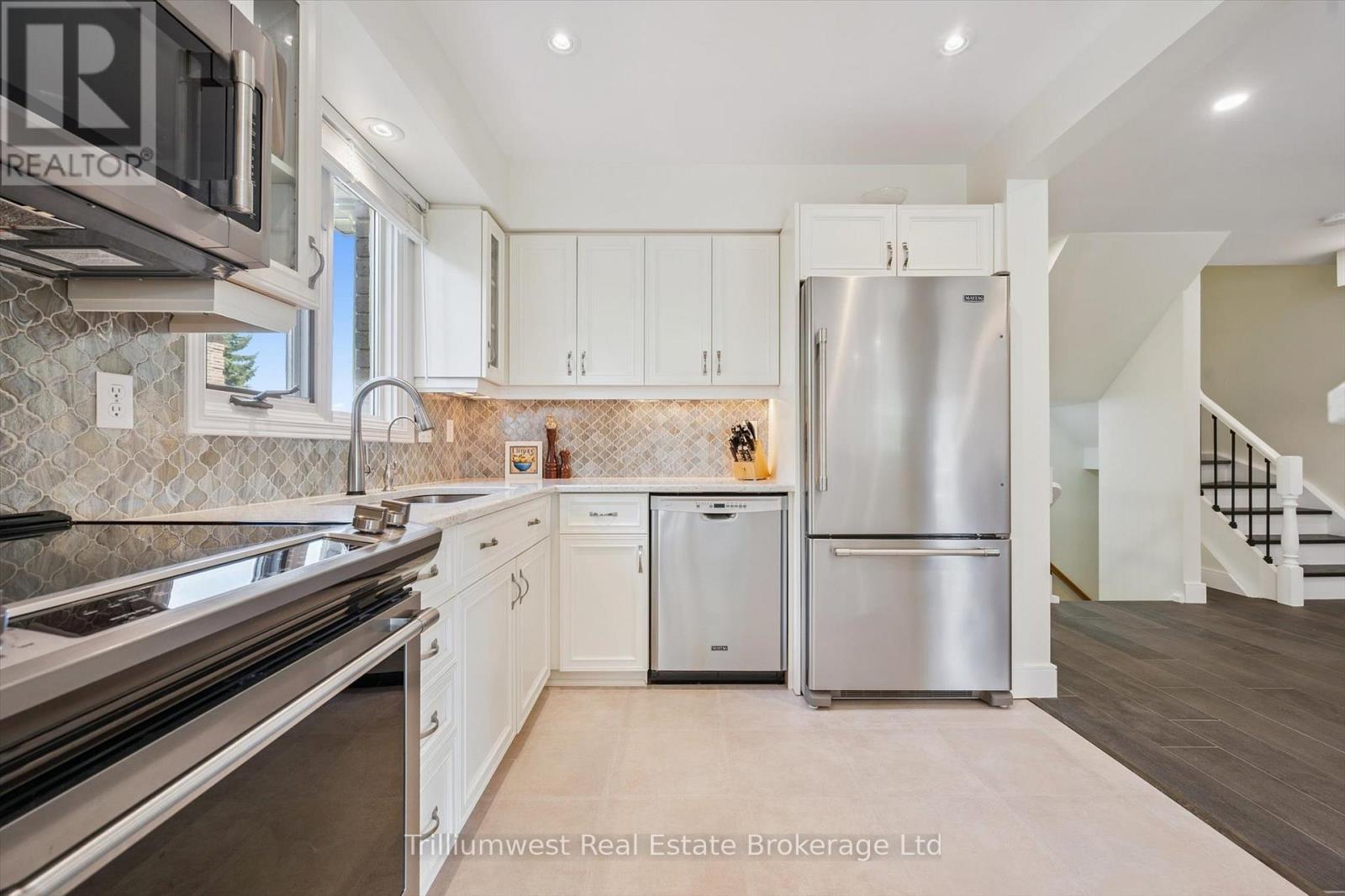64 - 941 Gordon Street, Guelph, Ontario  N1G 4R9 - Photo 11 - X12448797