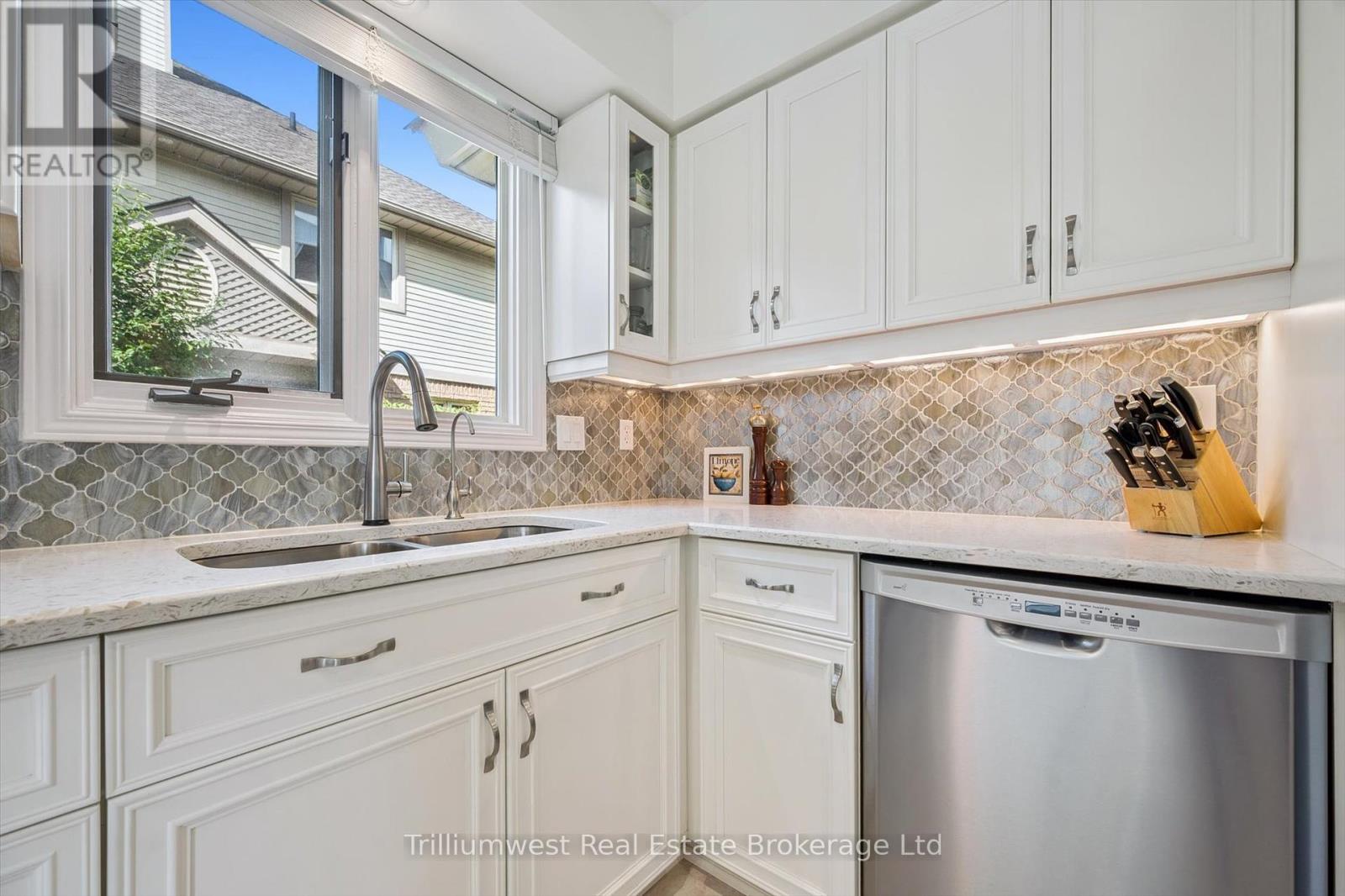 64 - 941 Gordon Street, Guelph, Ontario  N1G 4R9 - Photo 12 - X12448797