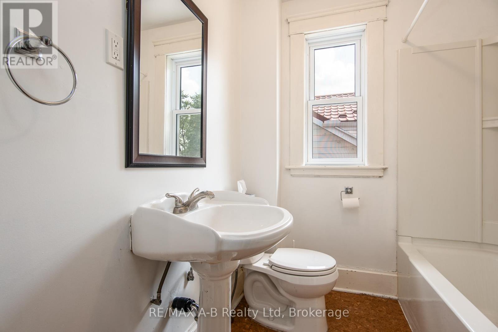 73 Stratford Street, Stratford, Ontario  N5A 2H7 - Photo 13 - X12448832