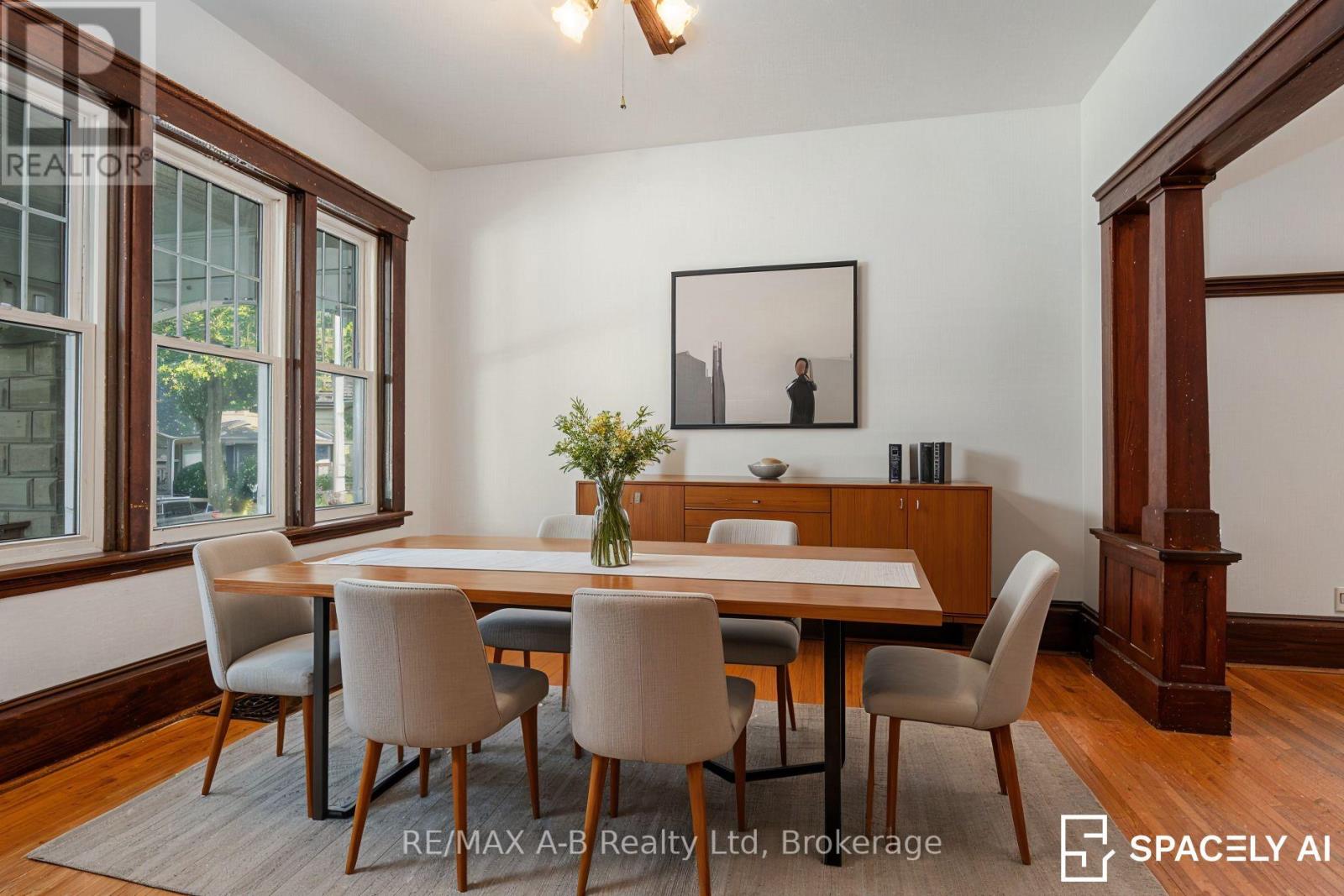 73 Stratford Street, Stratford, Ontario  N5A 2H7 - Photo 5 - X12448832