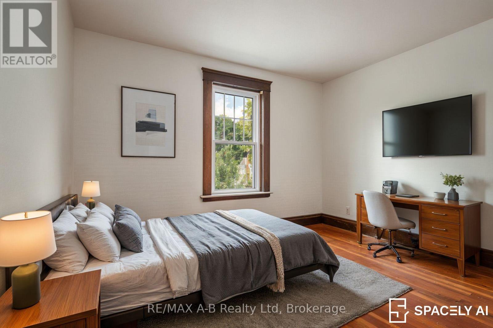 73 Stratford Street, Stratford, Ontario  N5A 2H7 - Photo 9 - X12448832
