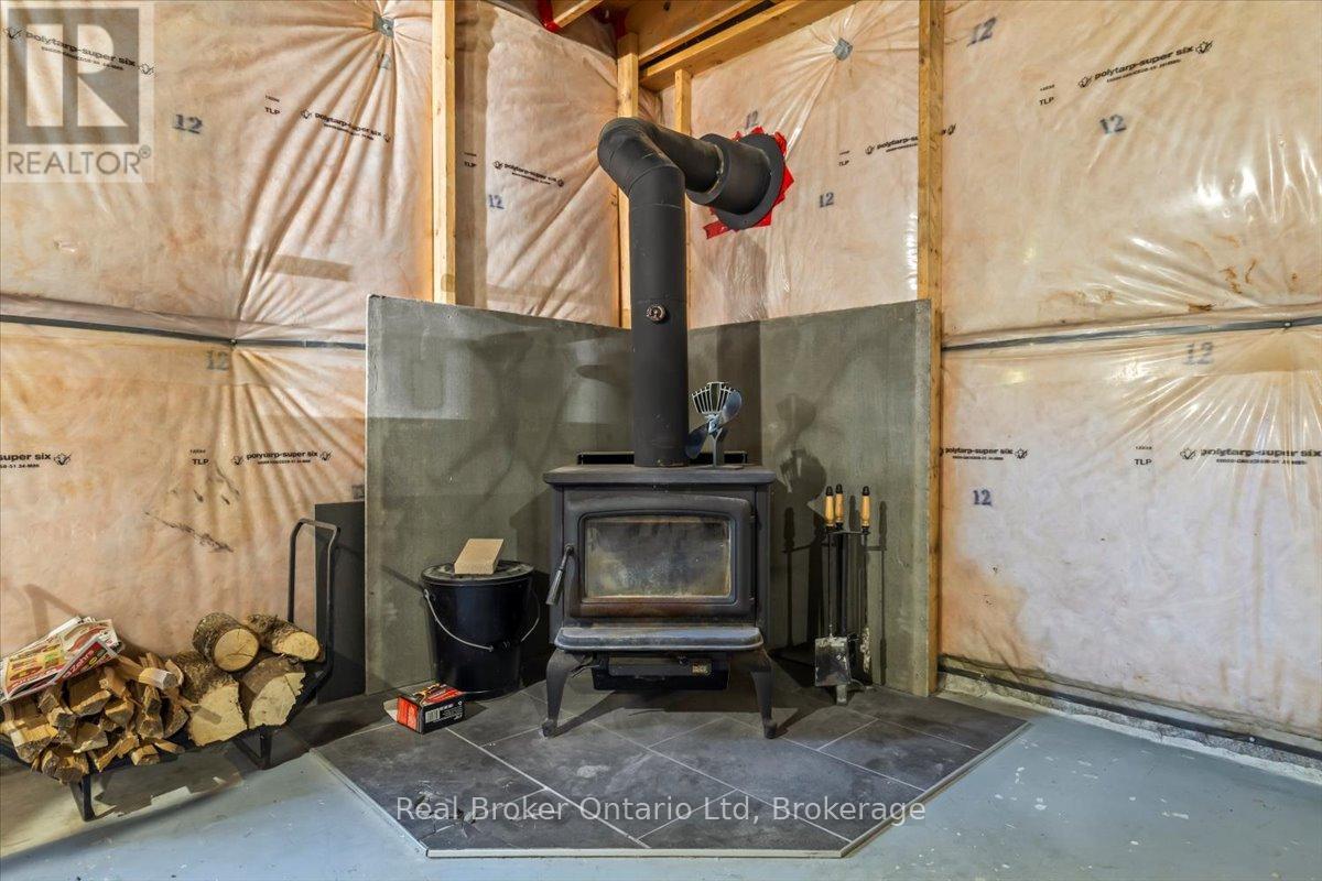 596321 Concession 10 Concession, Chatsworth, Ontario  N0H 1R0 - Photo 26 - X12448891