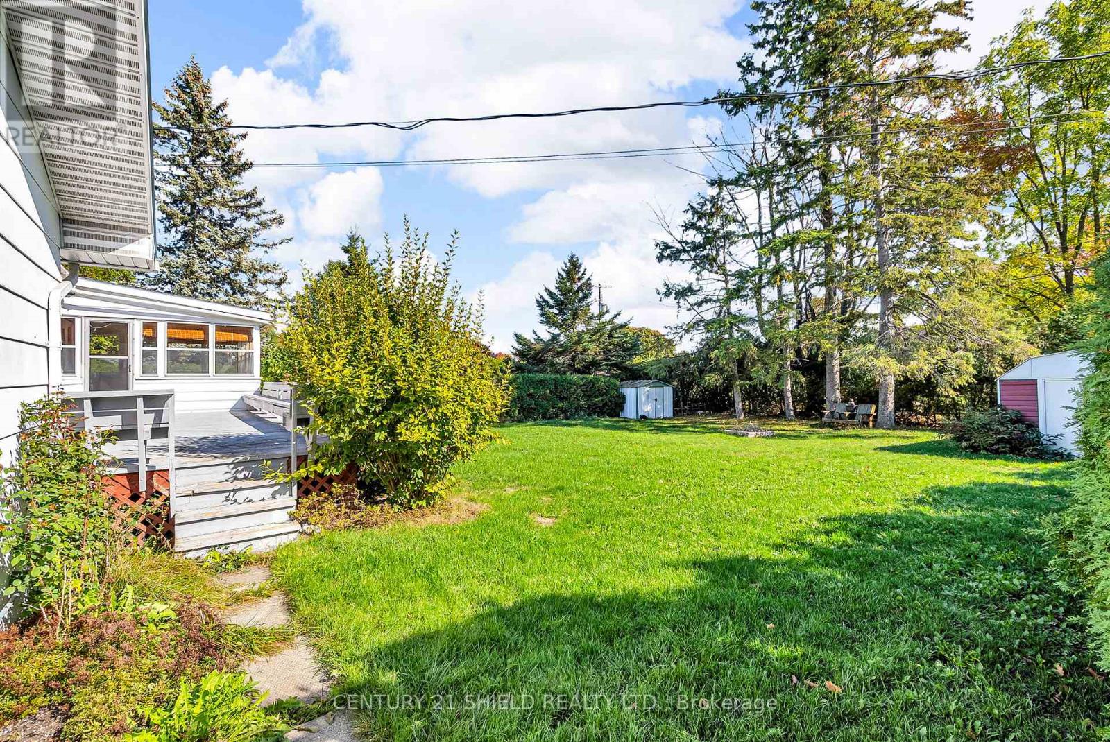 94 Columbia Avenue, South Stormont, Ontario  K0C 1P0 - Photo 35 - X12448777