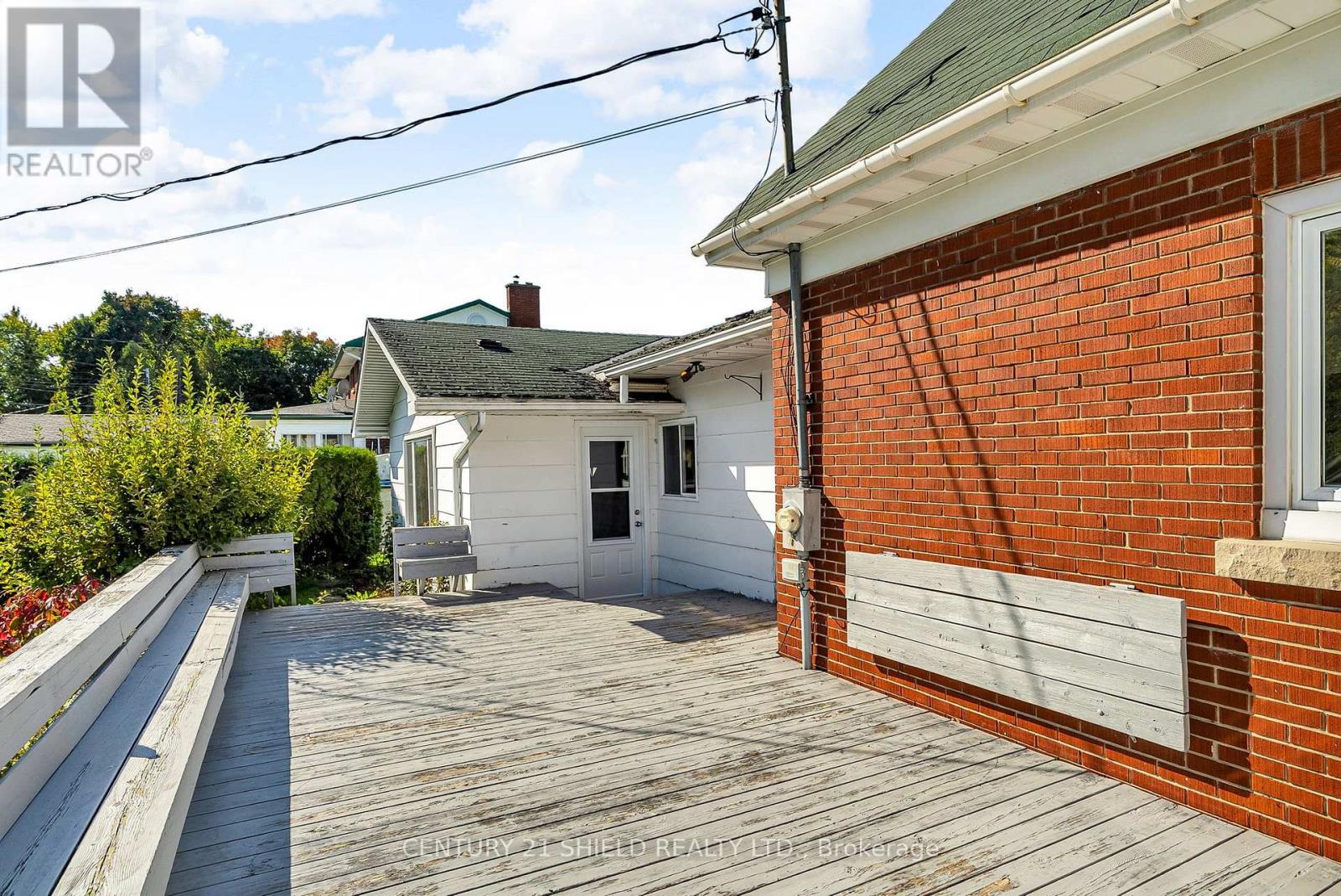94 Columbia Avenue, South Stormont, Ontario  K0C 1P0 - Photo 41 - X12448777