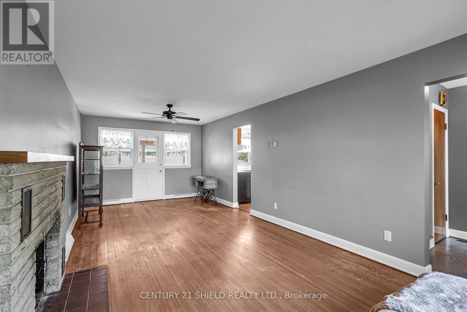 94 Columbia Avenue, South Stormont, Ontario  K0C 1P0 - Photo 8 - X12448777