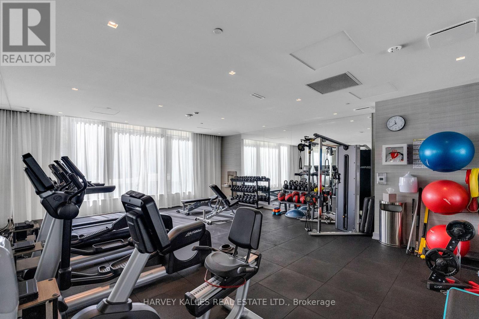 305 - 1 Forest Hill Road, Toronto, Ontario  M4V 1R1 - Photo 36 - C12446432