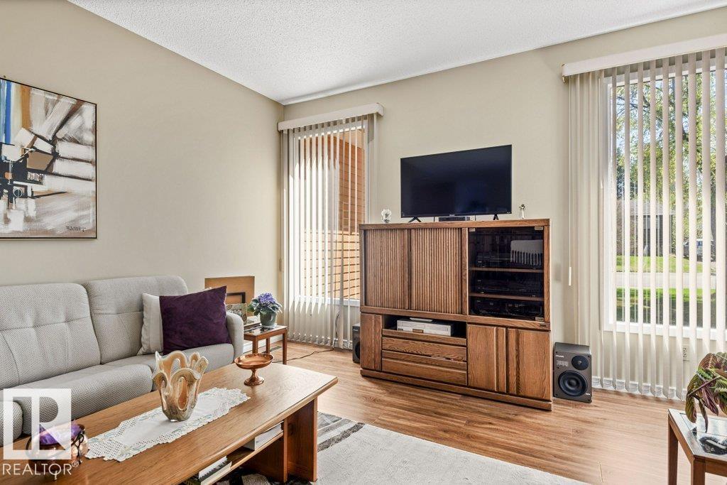 4668 16a Av Nw, Edmonton, Alberta  T6L 2S2 - Photo 10 - E4461104