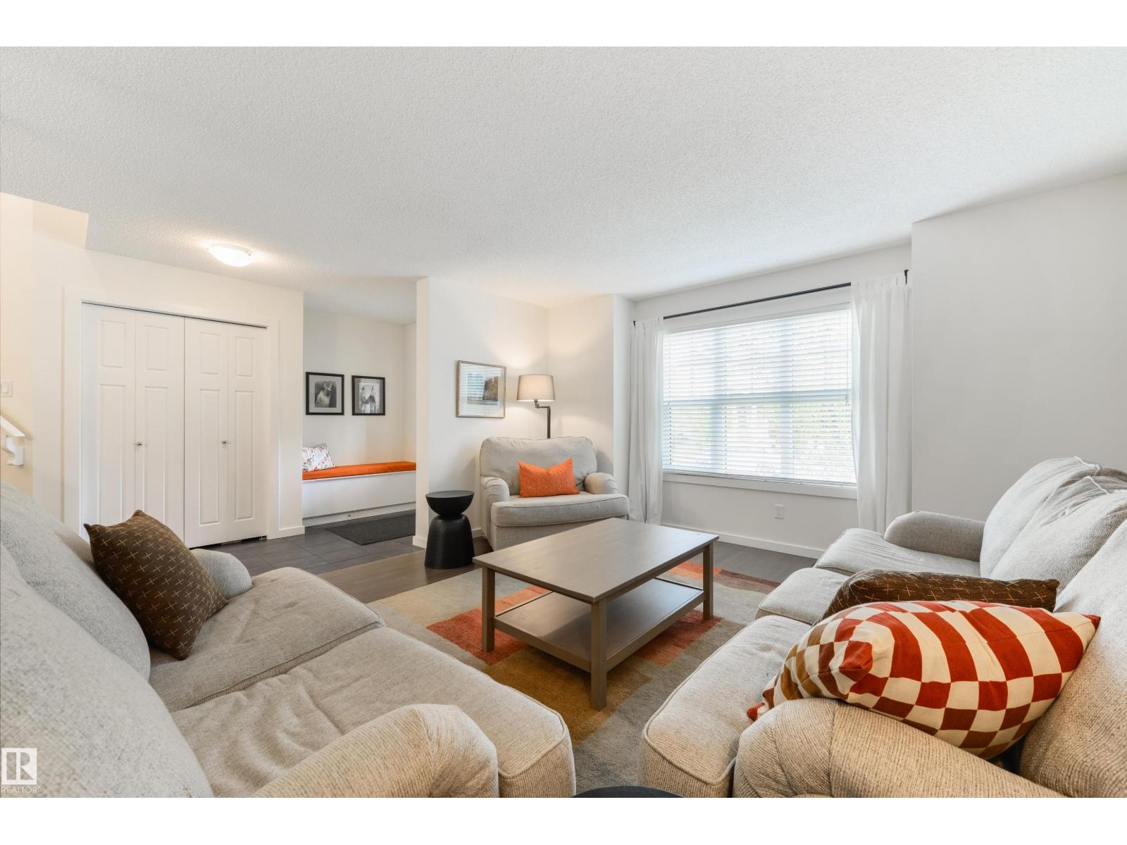 5519 Crabapple Lo Sw, Edmonton, Alberta  T6X 1S5 - Photo 5 - E4461106