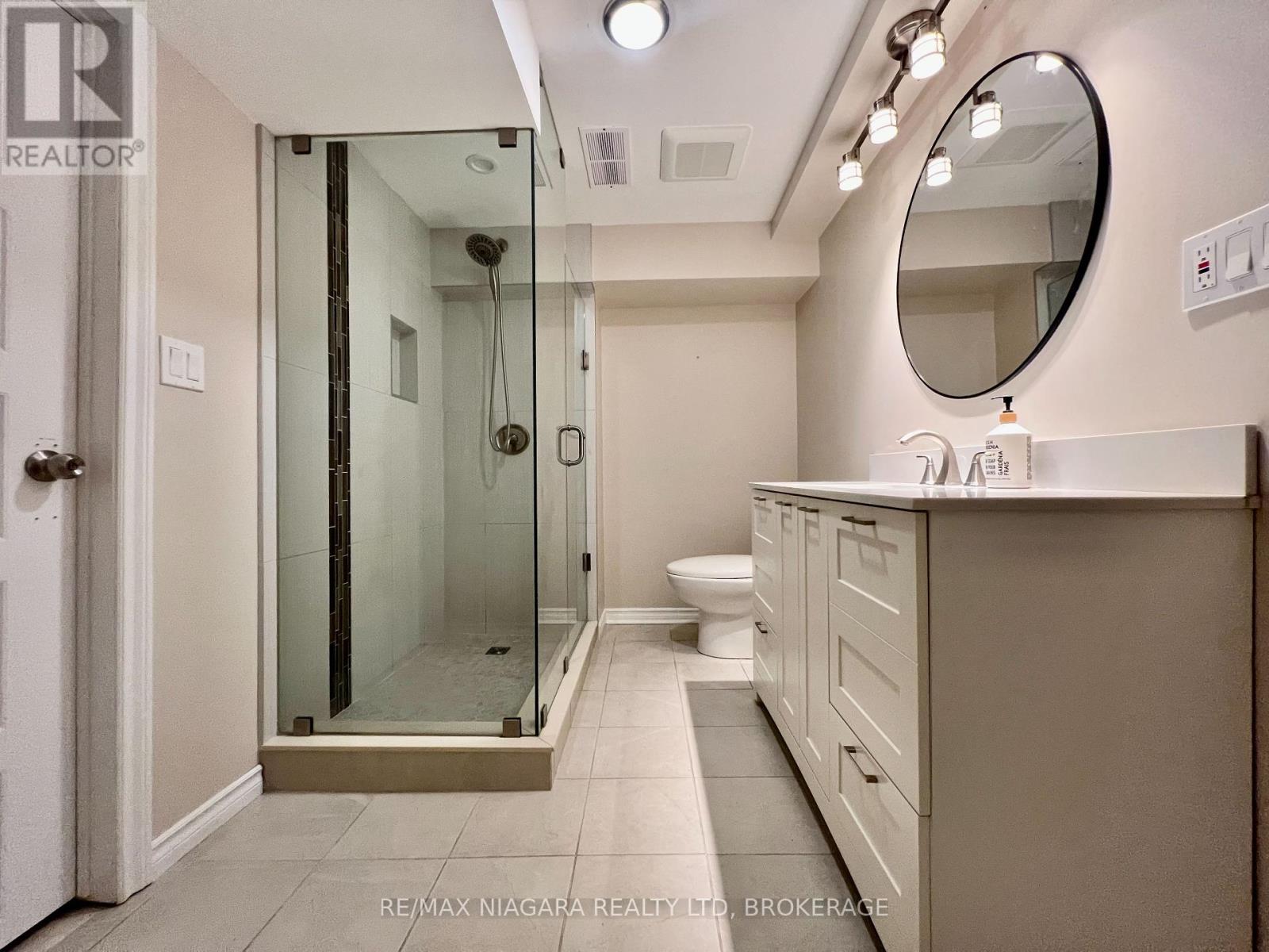 Lower - 7253 Thornhill Crescent, Niagara Falls, Ontario  L2E 5W5 - Photo 12 - X12399500