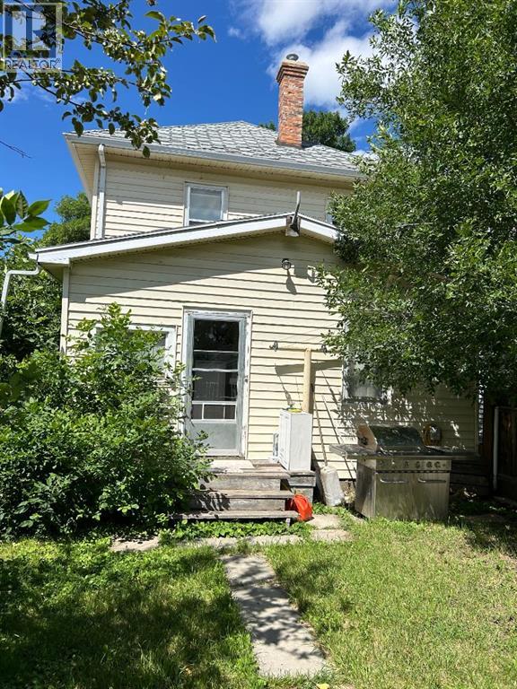 625 14 Street S, Lethbridge, Alberta  T1J 2Y2 - Photo 8 - A2259117
