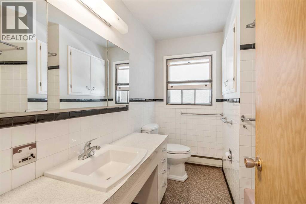 1802 11 Avenue N, Lethbridge, Alberta  T1H 1N2 - Photo 9 - A2238150