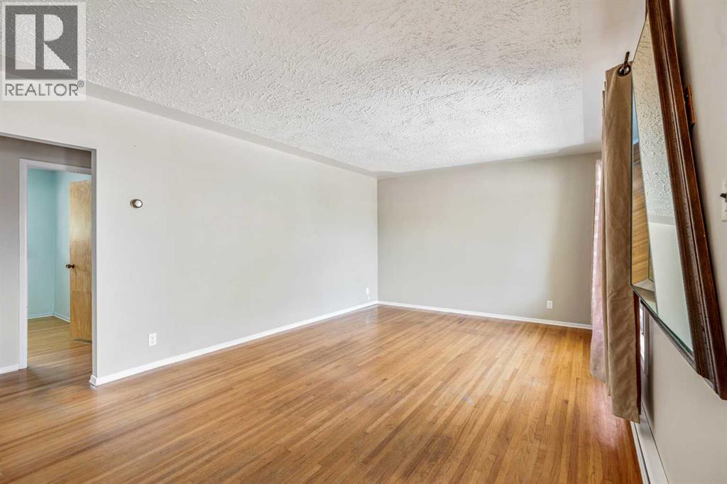 1802 11 Avenue N, Lethbridge, Alberta  T1H 1N2 - Photo 6 - A2238150