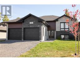 136 Hollybrook, Azilda, Ontario