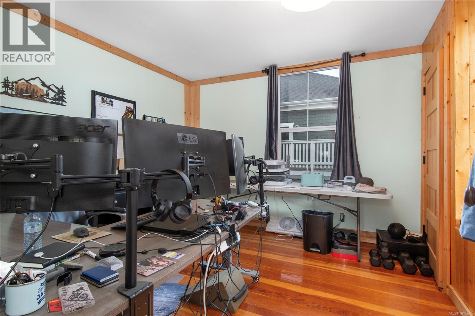 2792 Dunsmuir Ave, Cumberland, British Columbia  V0R 1S0 - Photo 25 - 1015885