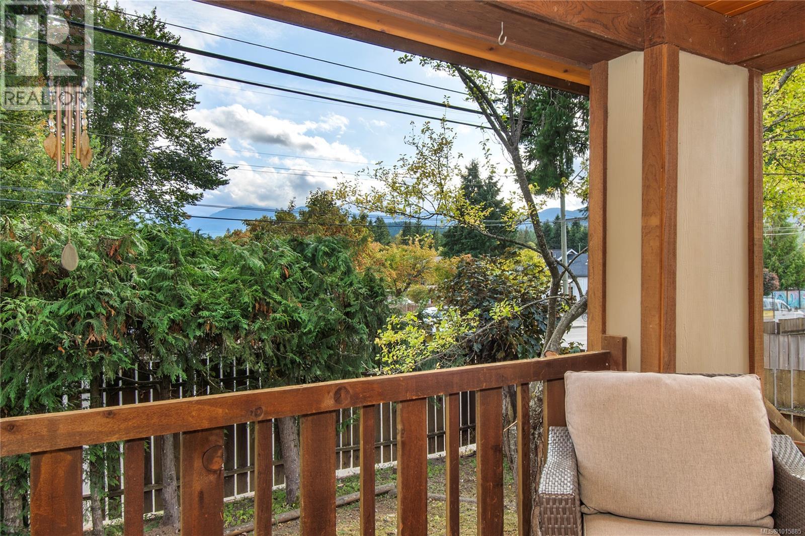 2792 Dunsmuir Ave, Cumberland, British Columbia  V0R 1S0 - Photo 8 - 1015885