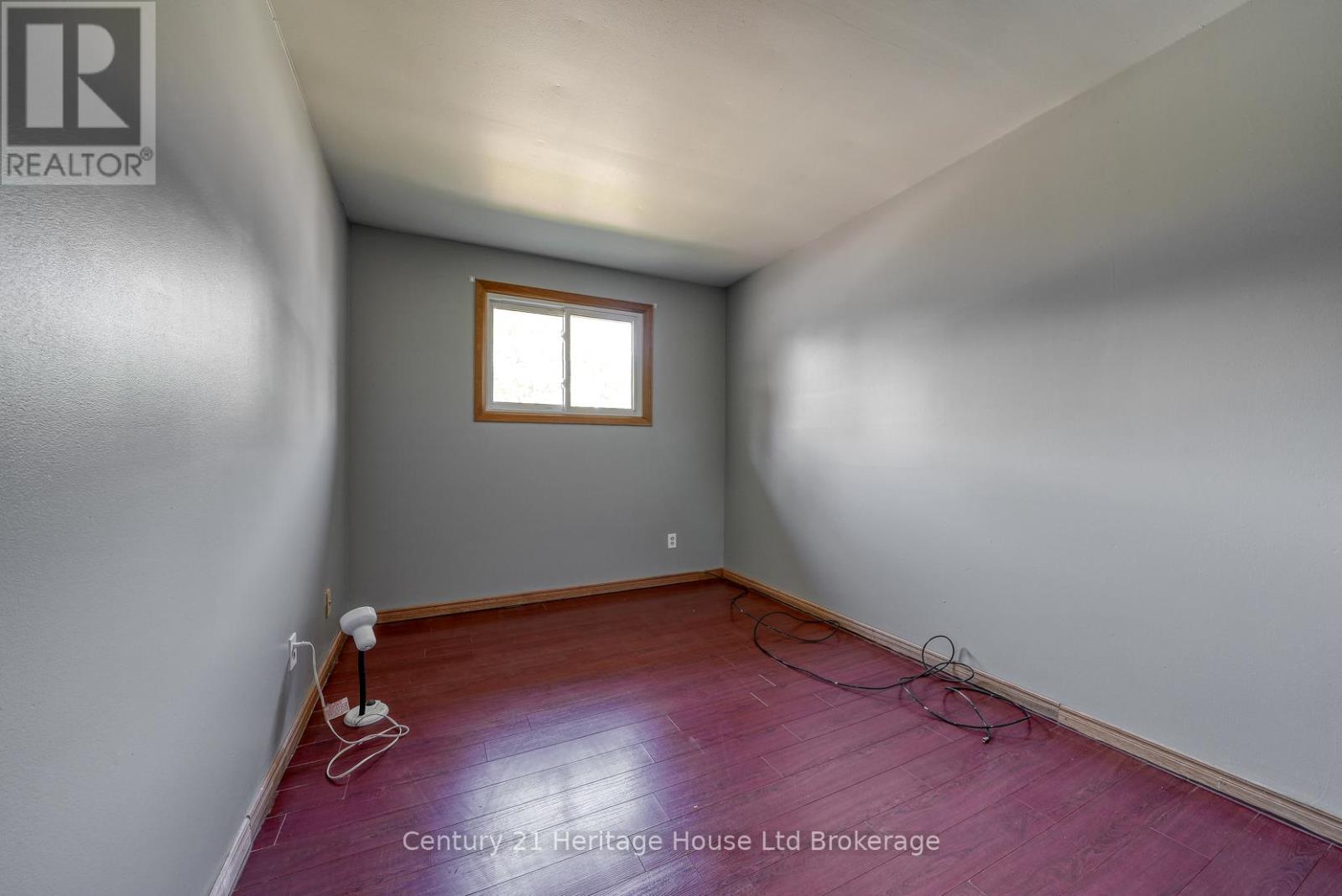 1068 Cree Avenue, Woodstock, Ontario  N4T 1A2 - Photo 25 - X12443747