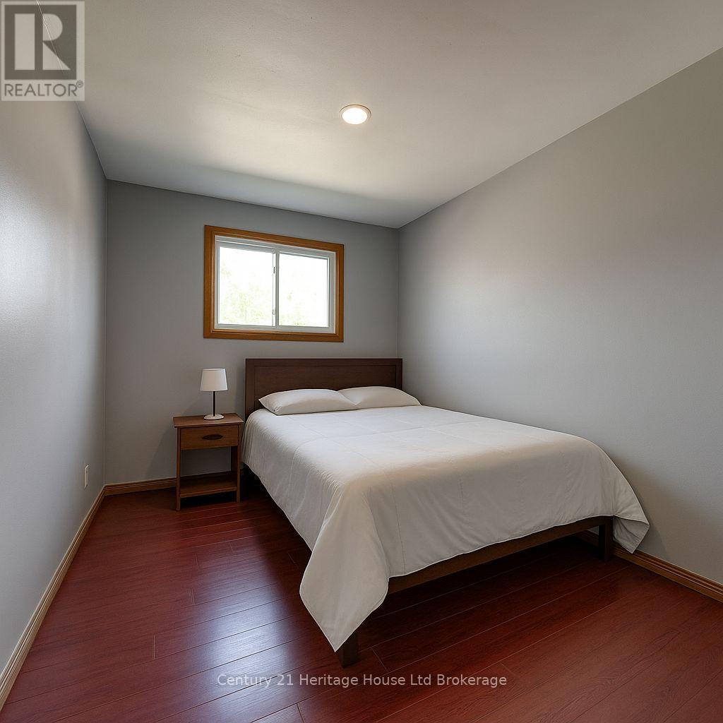 1068 Cree Avenue, Woodstock, Ontario  N4T 1A2 - Photo 24 - X12443747