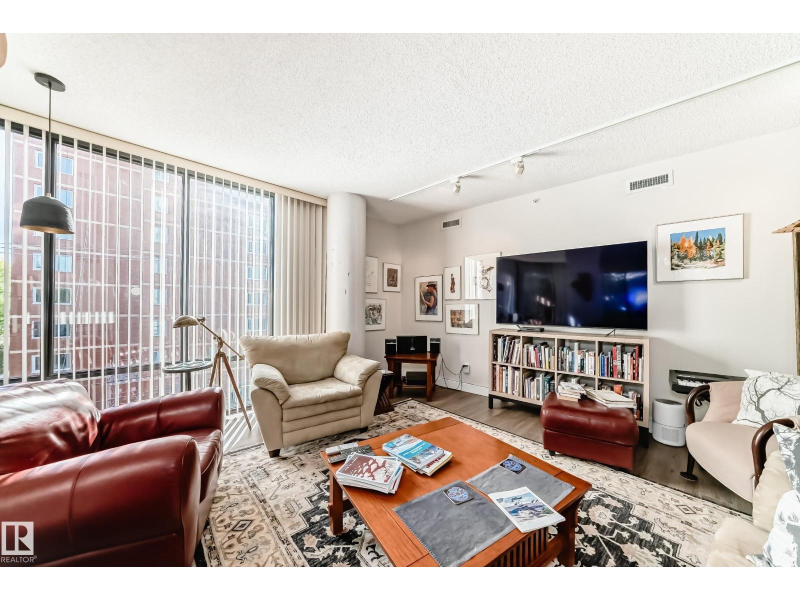 #305 10028 119 St Nw Nw, Edmonton, Alberta  T5K 1Y8 - Photo 16 - E4461110