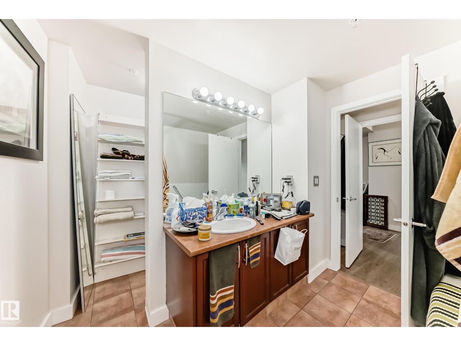 #305 10028 119 St Nw Nw, Edmonton, Alberta  T5K 1Y8 - Photo 28 - E4461110