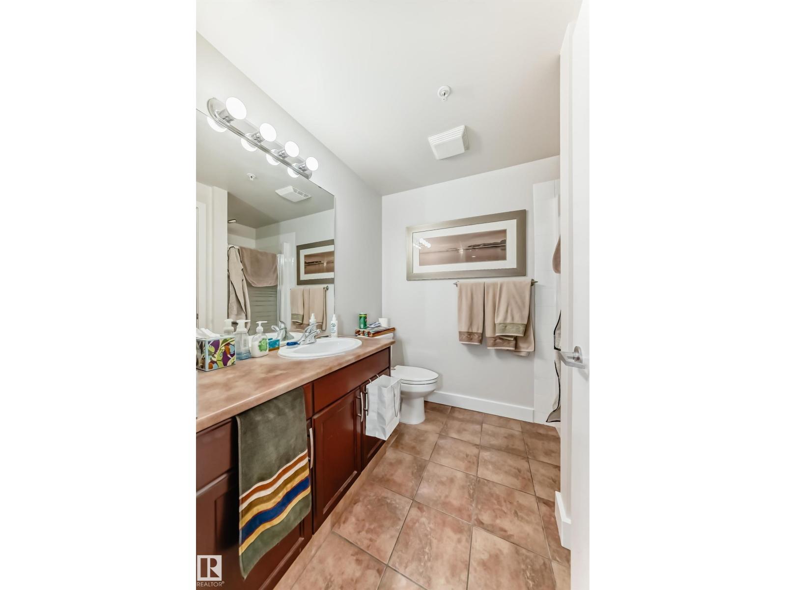 #305 10028 119 St Nw Nw, Edmonton, Alberta  T5K 1Y8 - Photo 32 - E4461110
